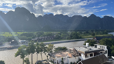 老挝万荣我住在阿玛瑞酒店 老挝万荣我住在阿玛瑞酒店