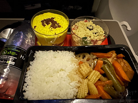 #国泰周年庆# Cathay Pacific vs Qatar Pacific