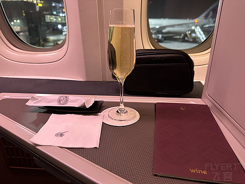 #国泰周年庆# Cathay Pacific vs Qatar Pacific