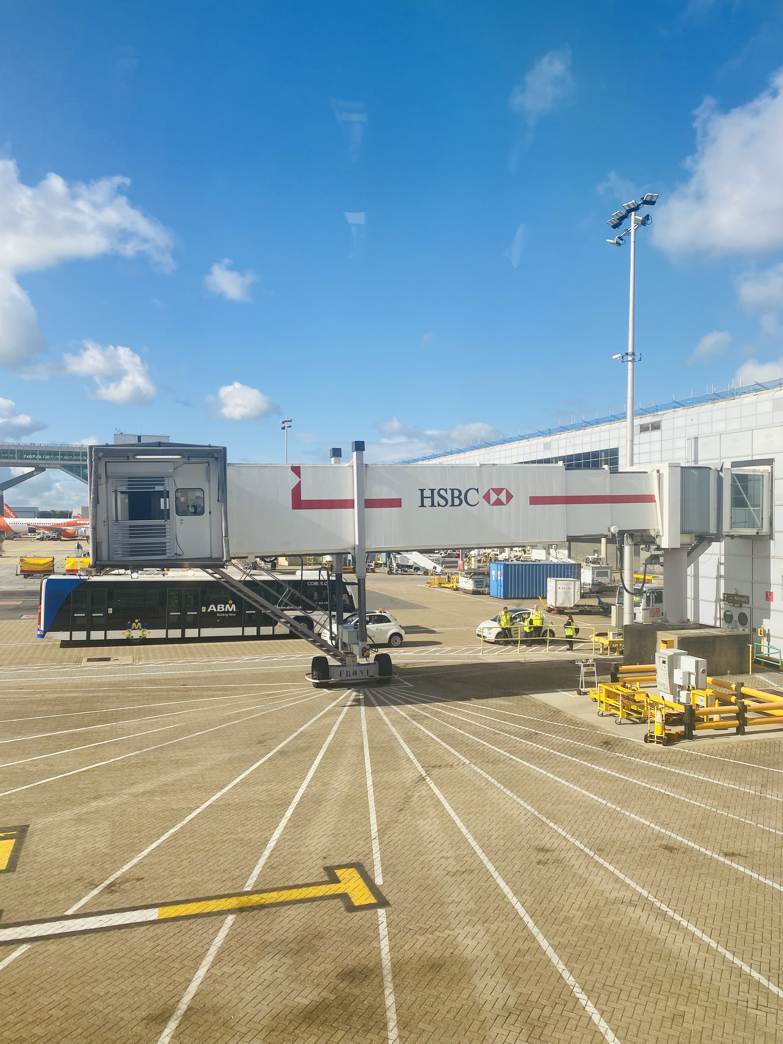  - ŦԼ׶ 767-300 Delta One - ׶֮ÿ