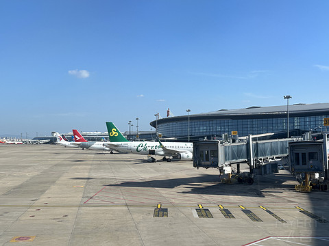 「飞跃杭州湾」打卡全国最短787航班，上航沪甬线商务舱乘机体验，宁波栎社NGB-上海浦东PVG