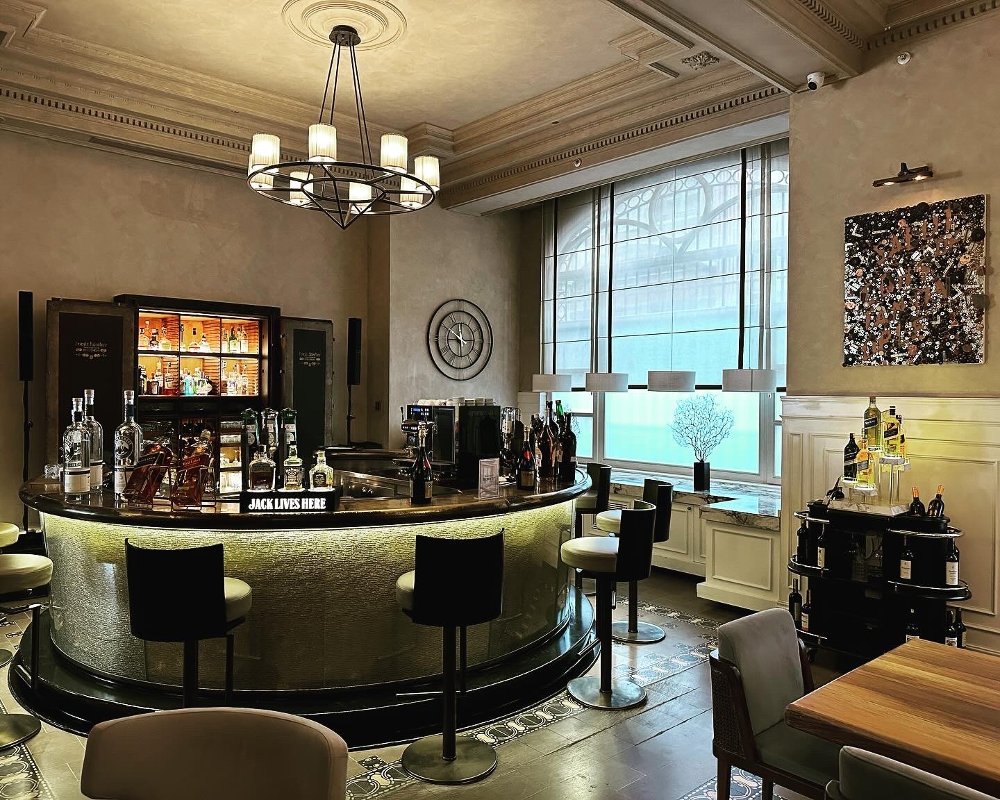 ˹̹The Bank Hotel