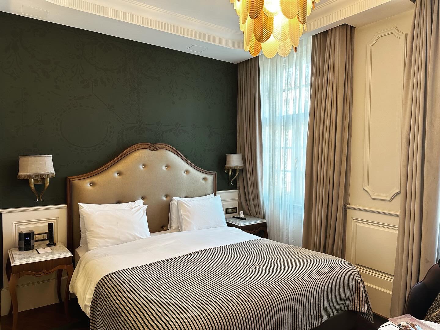 ˹̹The Bank Hotel