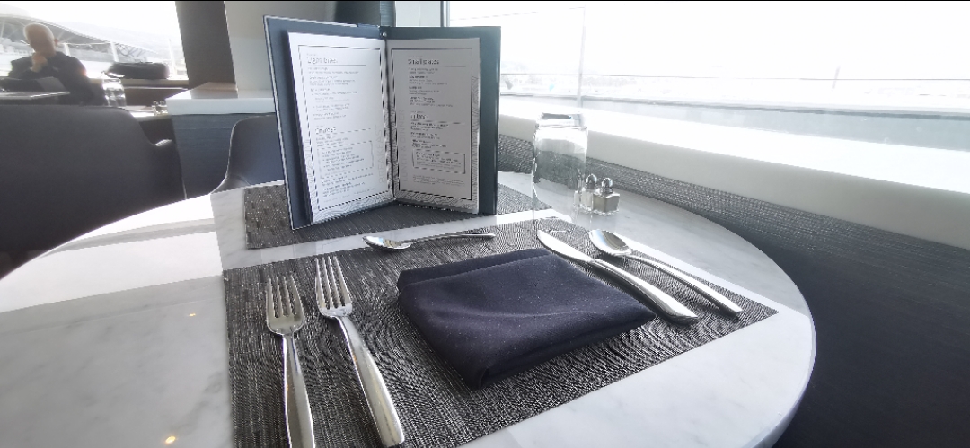 ̽áUNITED POLARIS LOUNGE SFO