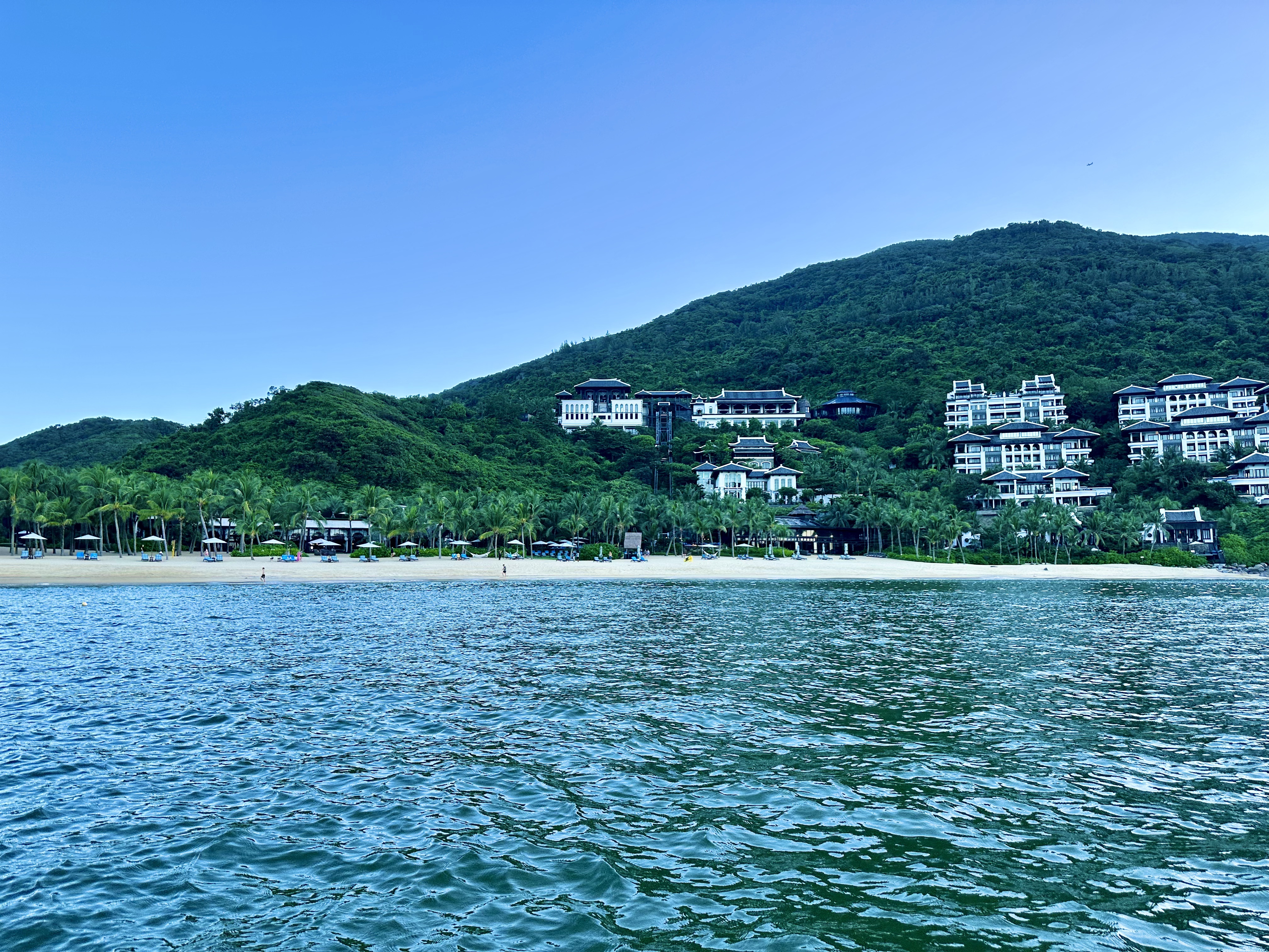 ᭸޼-Seaside Villa on the Rocks