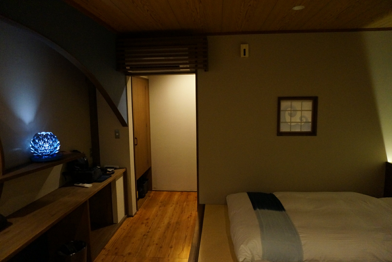 ҰɭݾƵһ A glance at the Aomoriya hotel