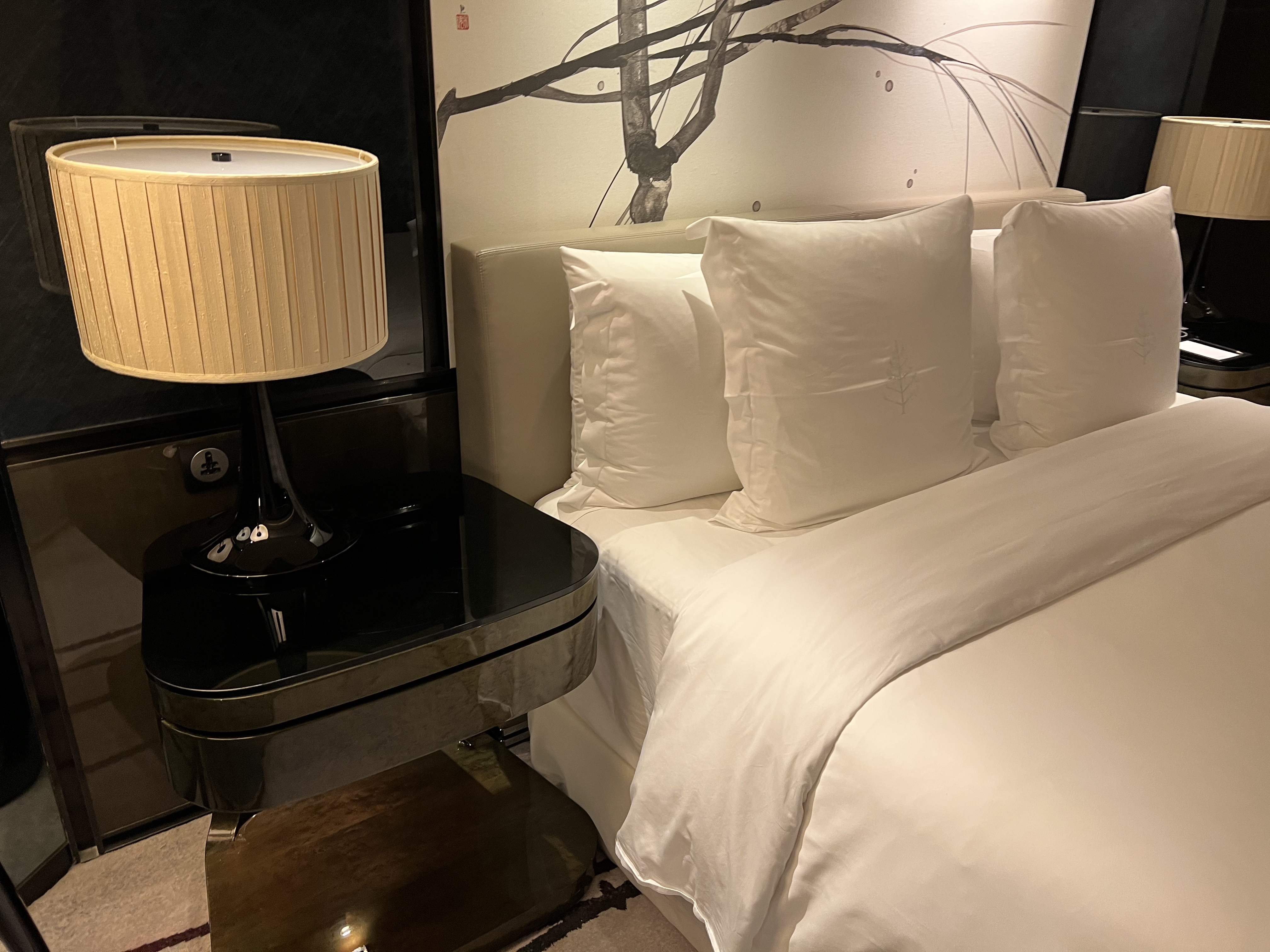 Four Seasons Hotel GuangzhouļƵPremier Room River View 󽭾󴲷
