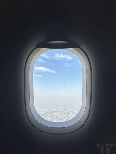 优质服务与平庸硬件并存，首都航空A320超级经济舱乘机报告，杭州萧山=重庆江北CKG