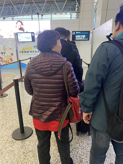 堪比VR，带你走进广州白云机场T1东航贵宾厅 大山白权益有点香