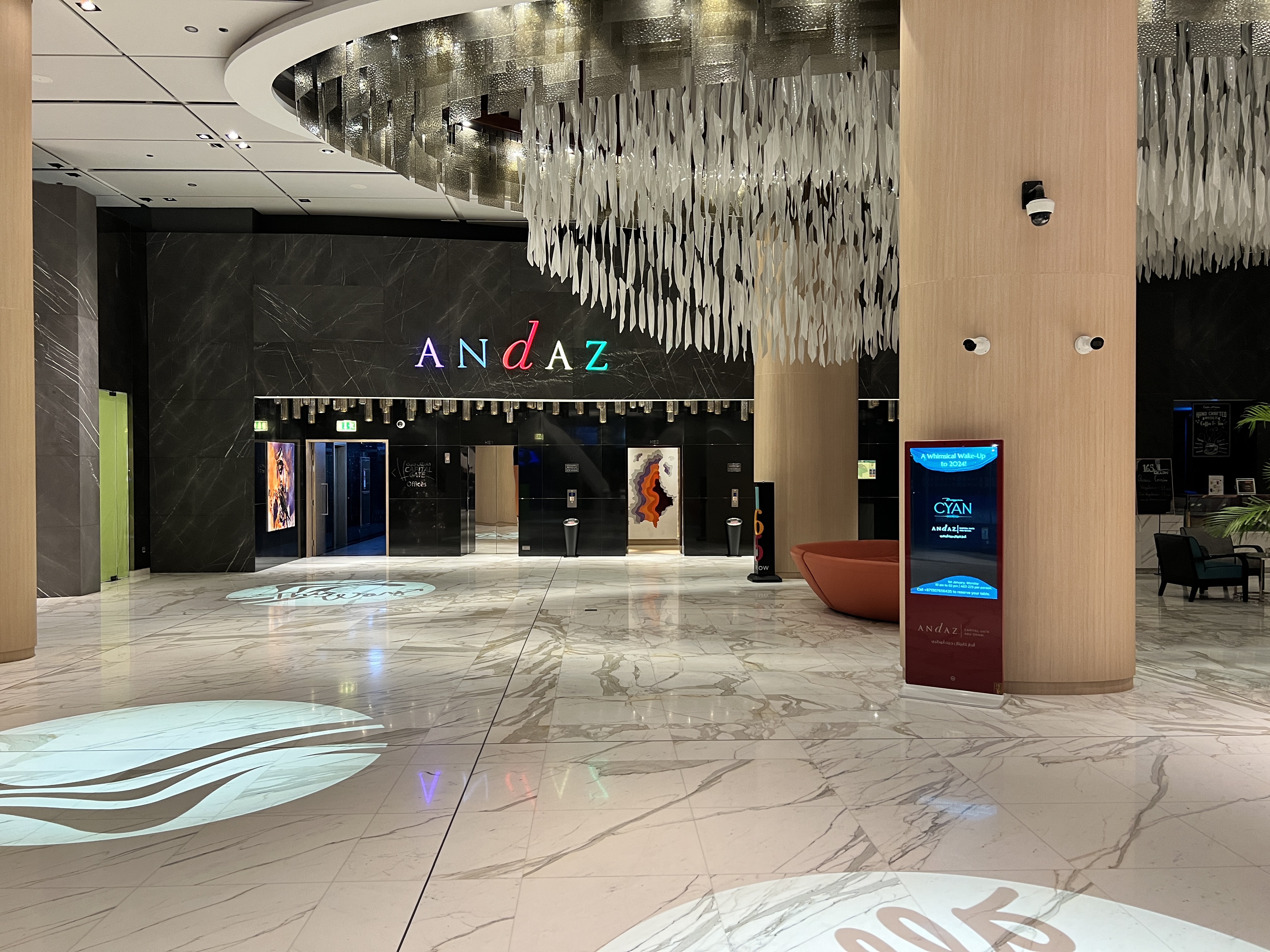 Andaz Capital Gate, Abu Dhabi |¥ Ȱ׶׷