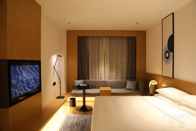 Kunming--Fairfield Inn by Marriott Kunming Xinyin Room (7).JPG