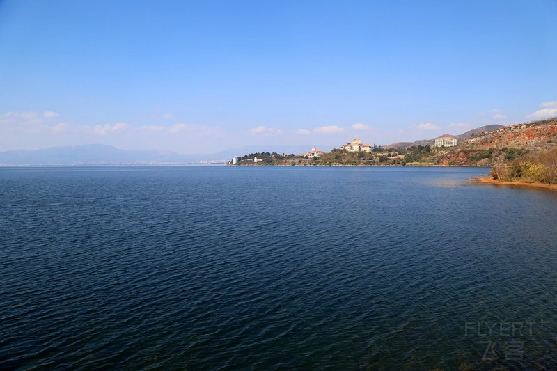 Yuxi--Lake Fuxian (15).JPG