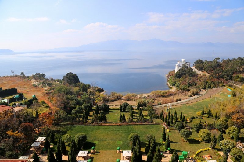 Yuxi--Hilton Fuxian Lake Resort Suite and View (7).JPG