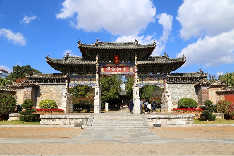 Jianshui--Confucian Temple (8).JPG