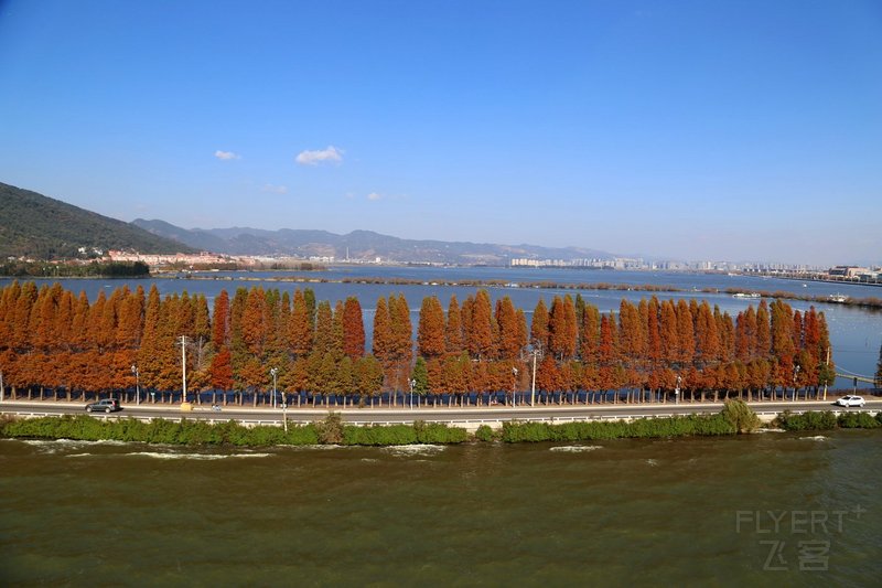 Kunming--West Mountain and Dianchi Lake (16).JPG