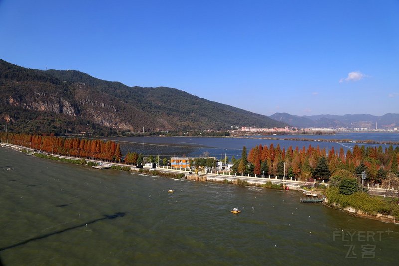 Kunming--West Mountain and Dianchi Lake (14).JPG