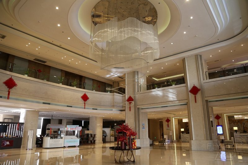 Taizhou--Taizhou Marriott Hotel Lobby (1).JPG