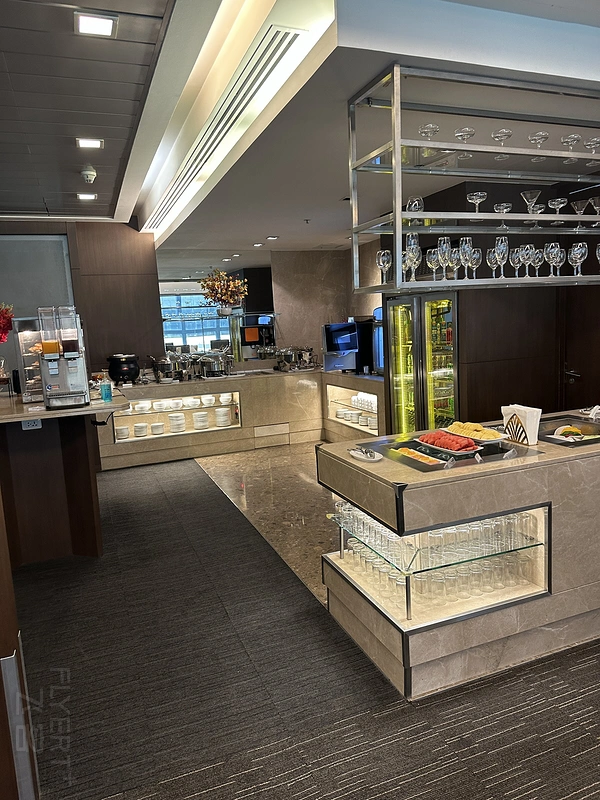 籾 25H Hotel + ˹ T2 Eventyr Lounge