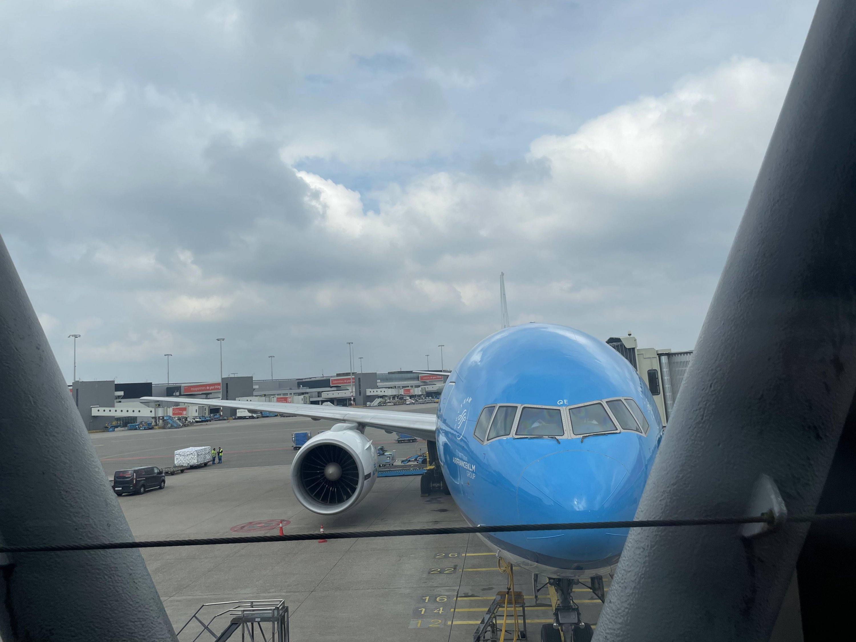 ת˲ŵĻ֮ XMN-YVR-YUL-AMS-PVG-XMN