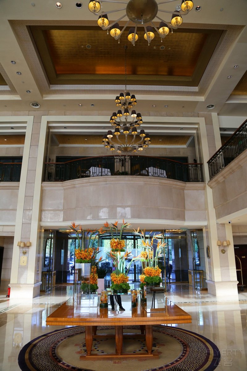 Beijing--The St Regis Beijing Lobby and Hallway (2).JPG