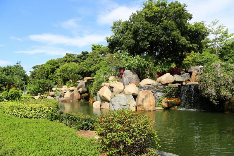 Xiamen--Seaview Hotel Garden (20).JPG