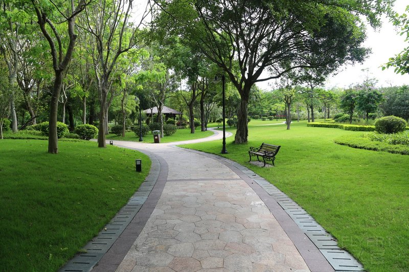 Xiamen--Seaview Hotel Garden (22).JPG
