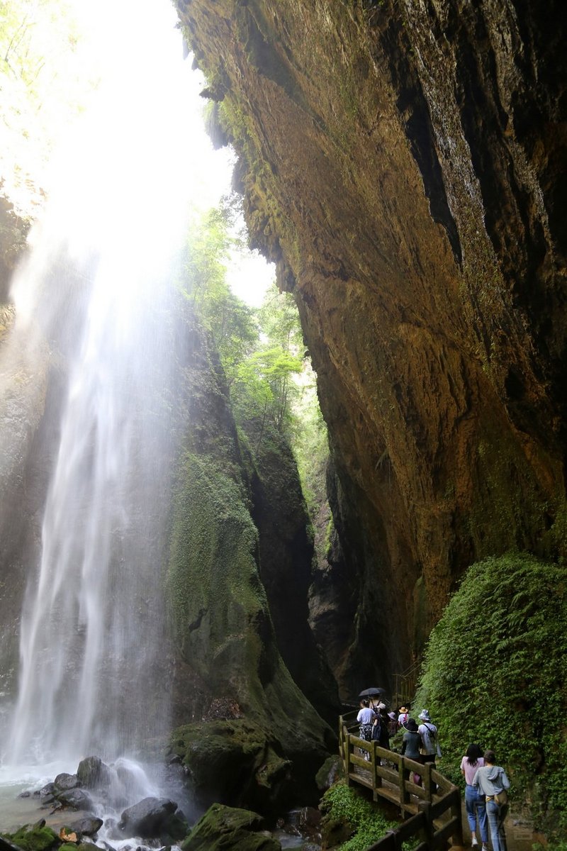 Wulong--Three Natural Bridges and Longshuixia Gorge (86).JPG