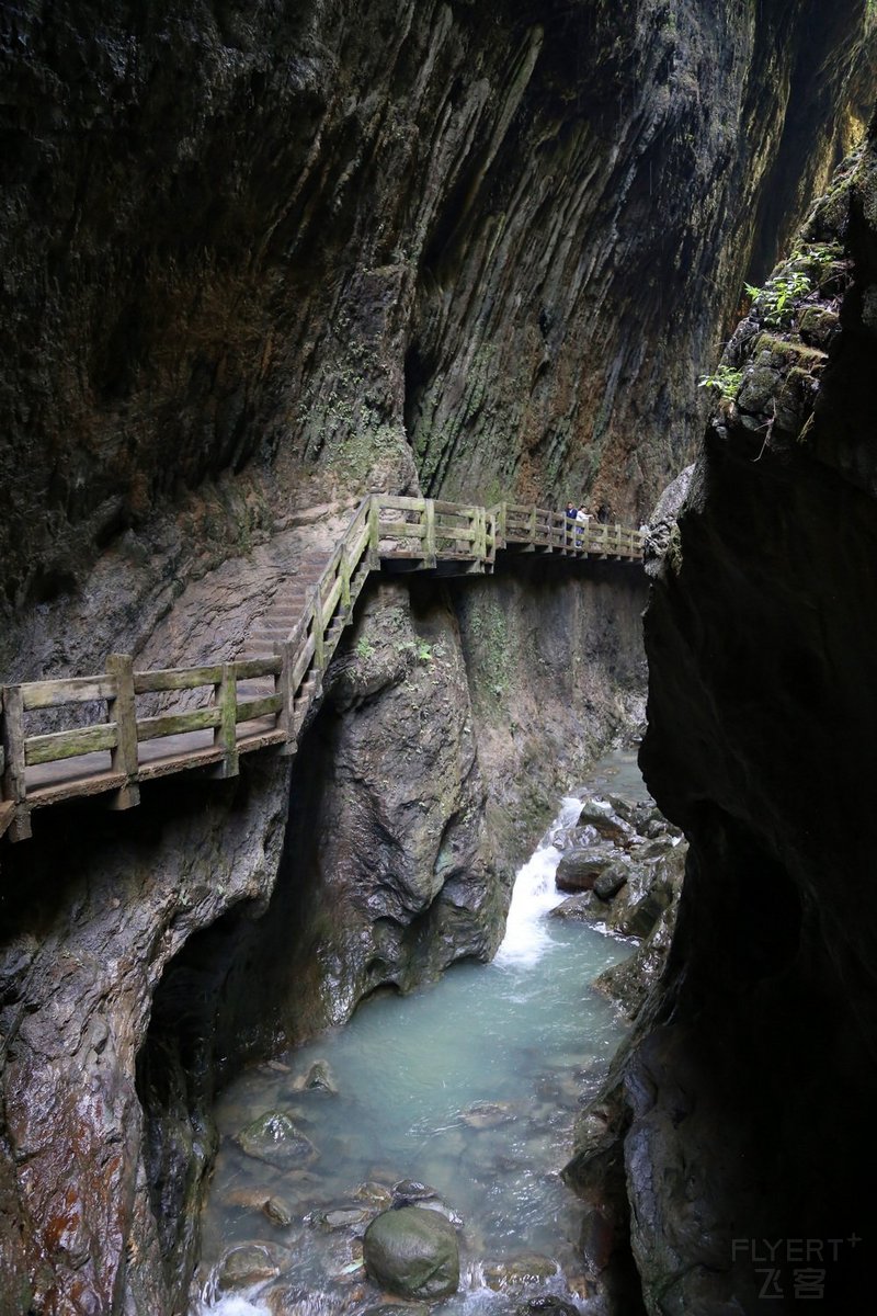 Wulong--Three Natural Bridges and Longshuixia Gorge (93).JPG