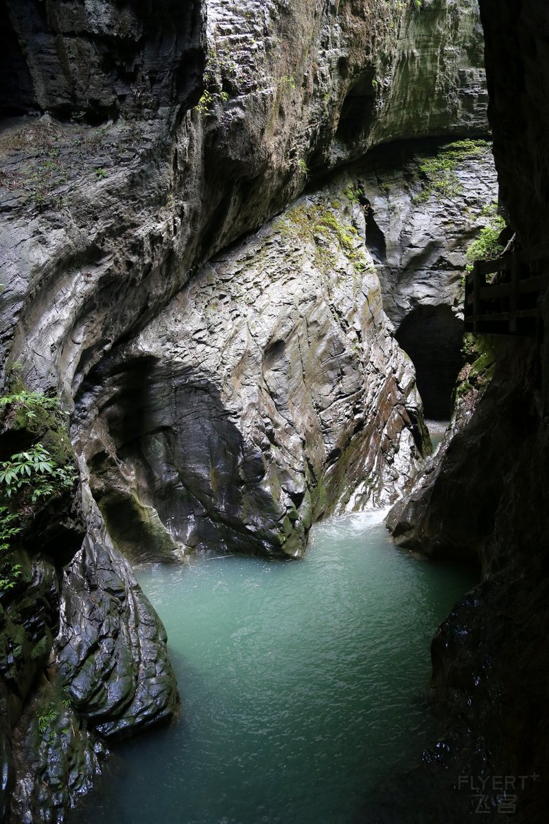 Wulong--Three Natural Bridges and Longshuixia Gorge (101).JPG