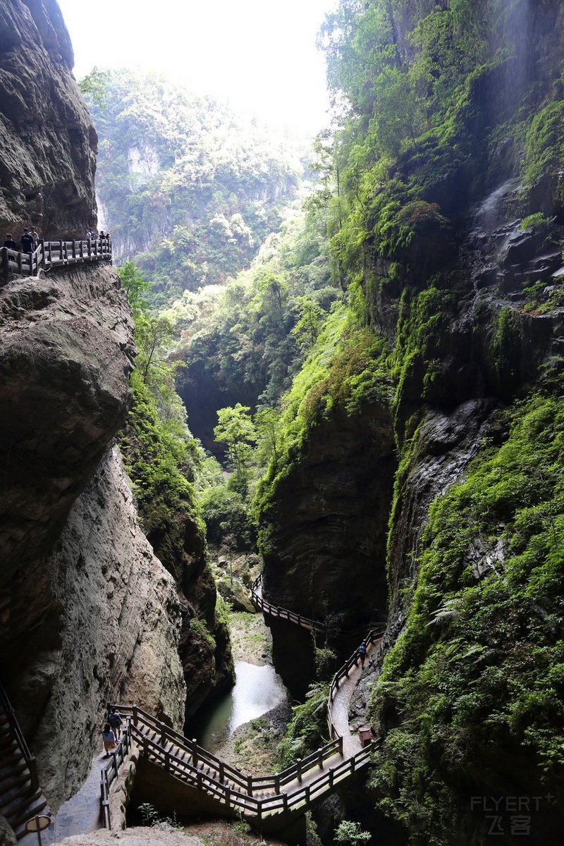 Wulong--Three Natural Bridges and Longshuixia Gorge (76).JPG