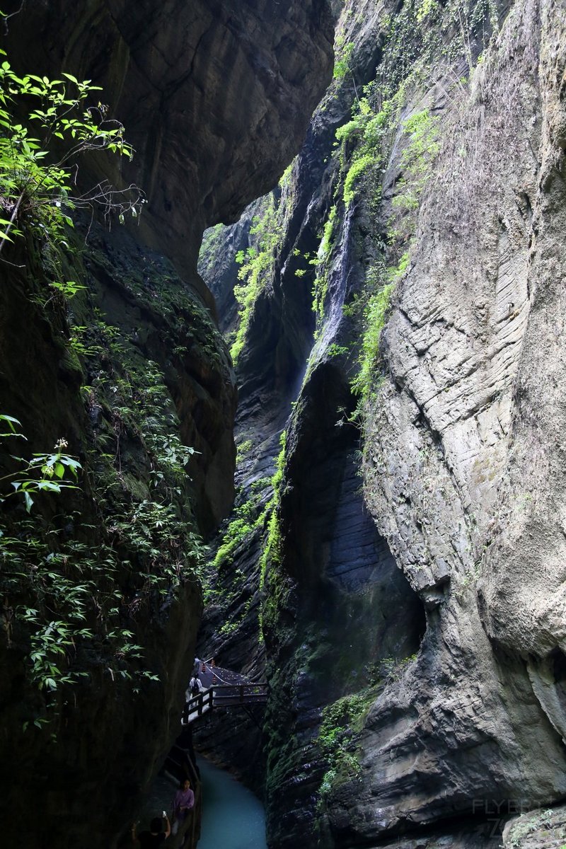 Wulong--Three Natural Bridges and Longshuixia Gorge (99).JPG