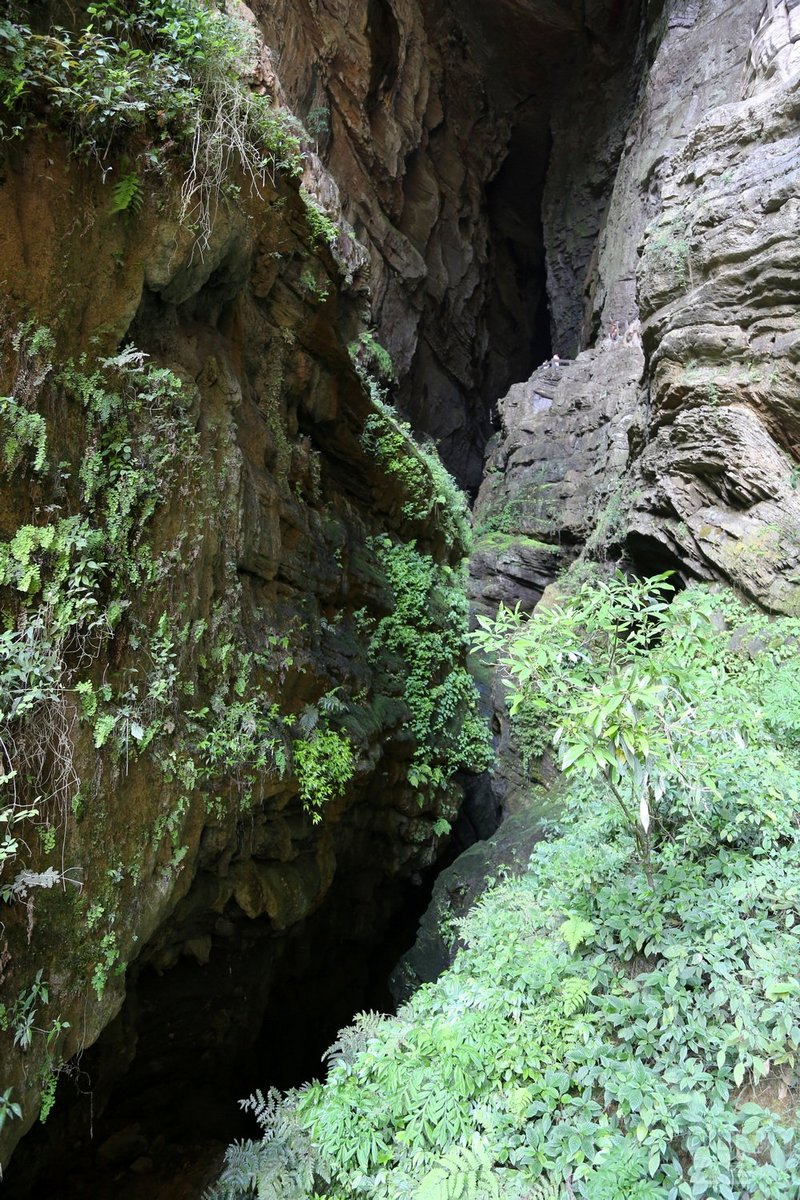 Wulong--Three Natural Bridges and Longshuixia Gorge (78).JPG