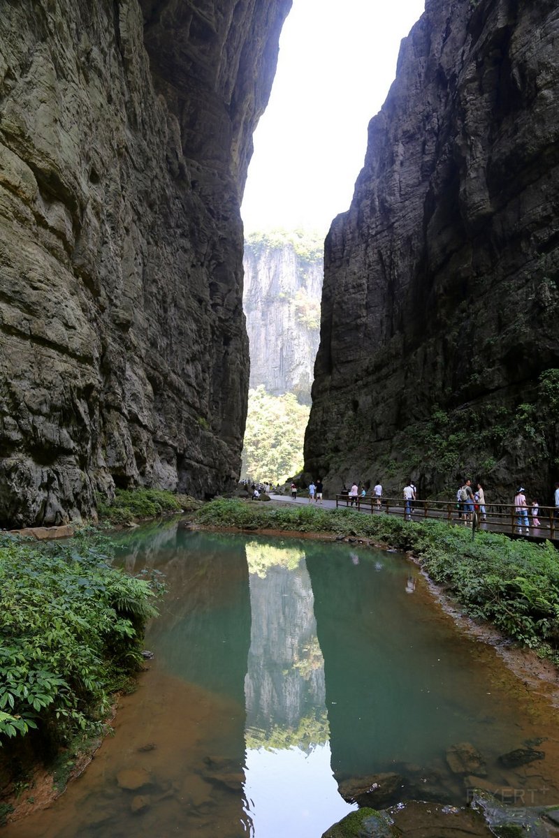 Wulong--Three Natural Bridges and Longshuixia Gorge (40).JPG