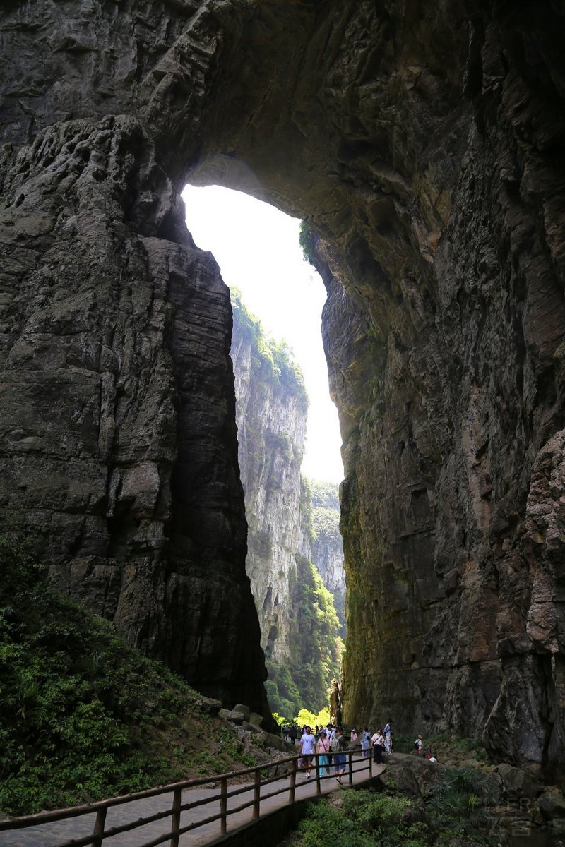 Wulong--Three Natural Bridges and Longshuixia Gorge (42).JPG