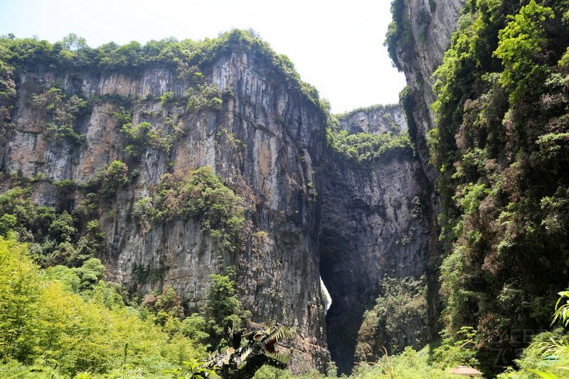 Wulong--Three Natural Bridges and Longshuixia Gorge (32).JPG