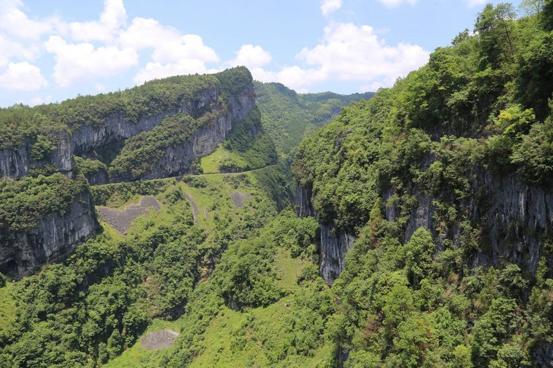 Wulong--Three Natural Bridges and Longshuixia Gorge (7).JPG