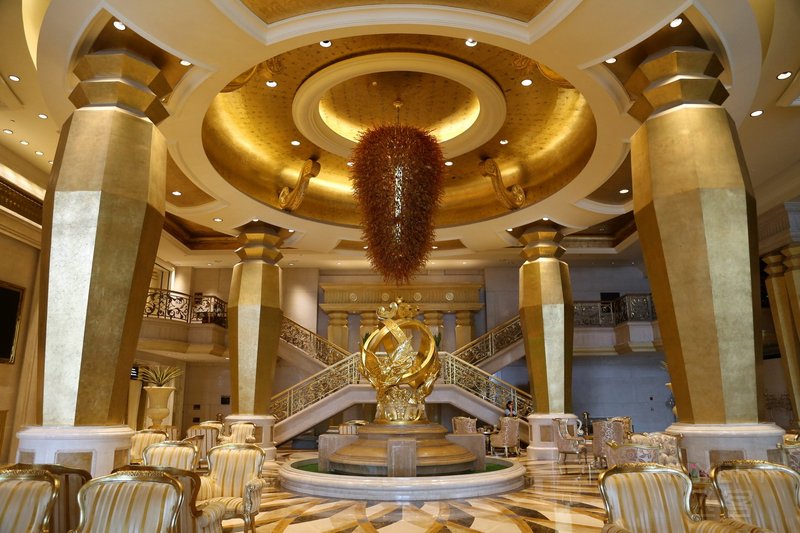 Chongqing--Sheraton Chongqing Hotel Lobby (2).JPG