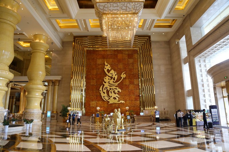 Chongqing--Sheraton Chongqing Hotel Lobby (8).JPG