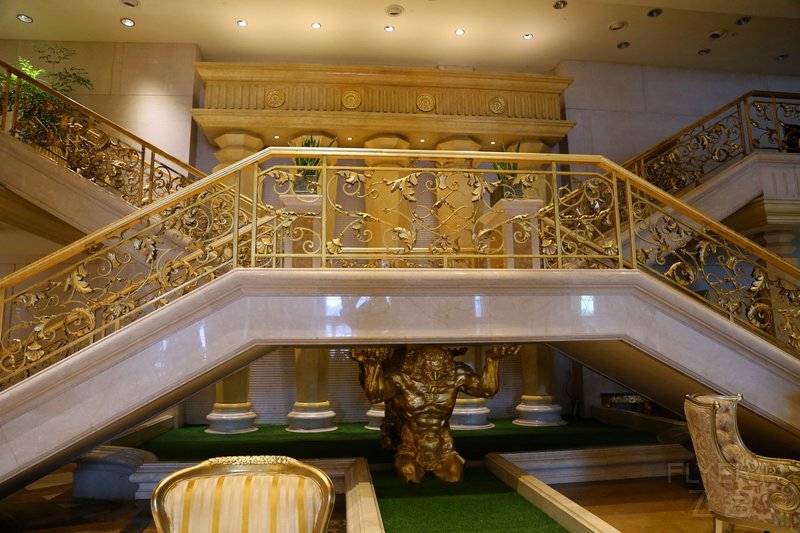 Chongqing--Sheraton Chongqing Hotel Lobby (19).JPG