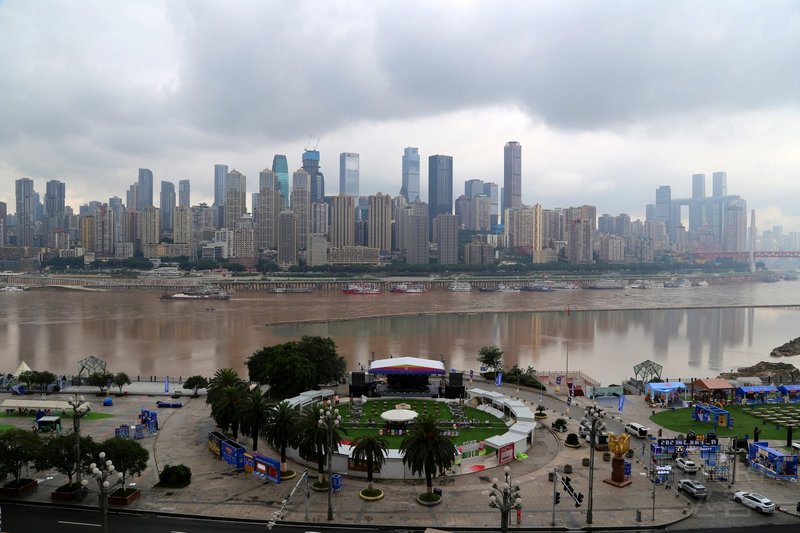 Chongqing--Sheraton Chongqing Hotel Pool View (2).JPG