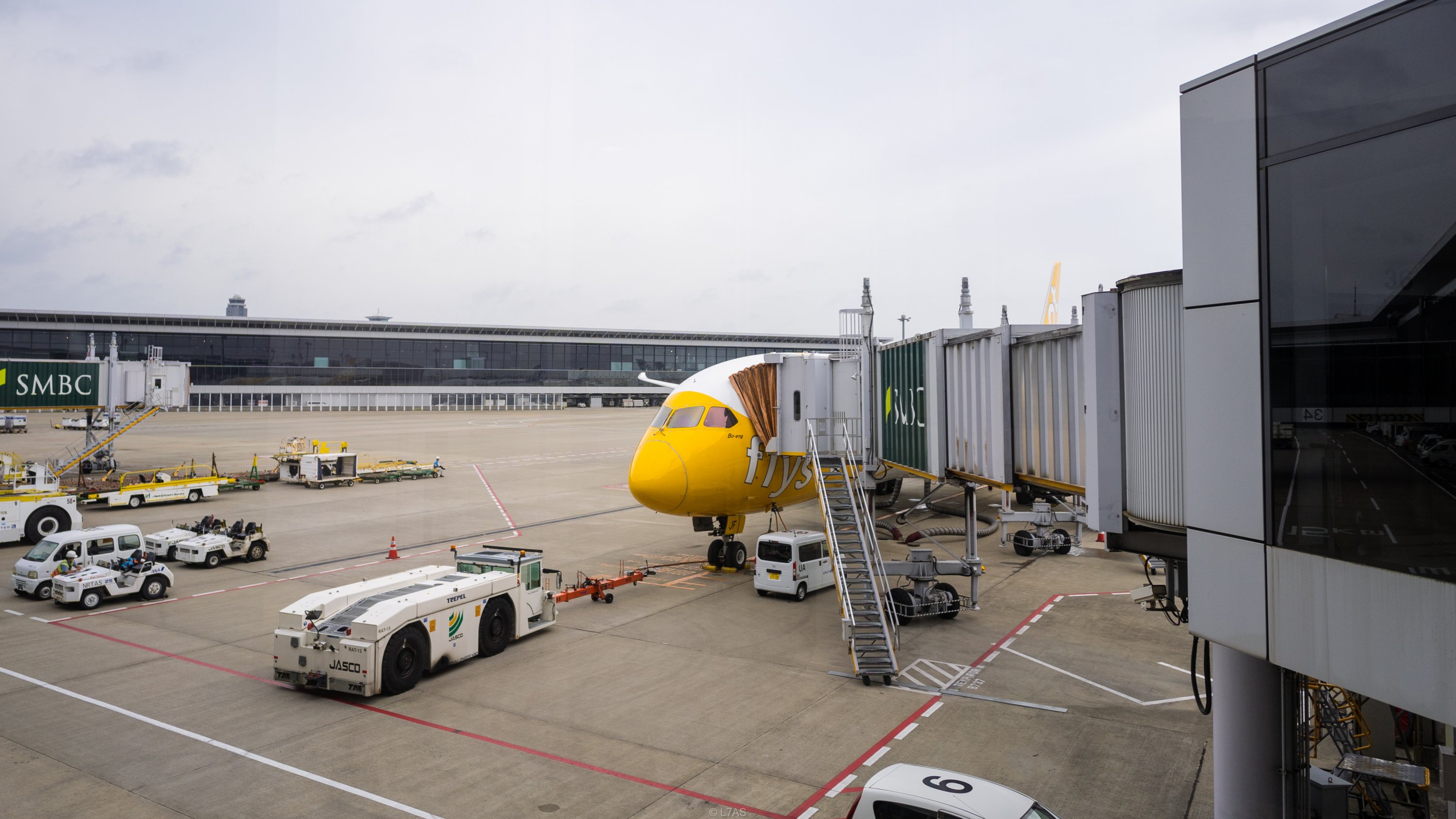 Scootẽ | B789оScoot Plusò | NRT - SIN | б