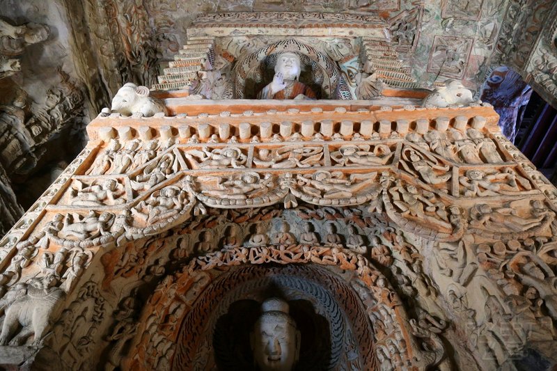 Datong--Yungang Caves (34).JPG