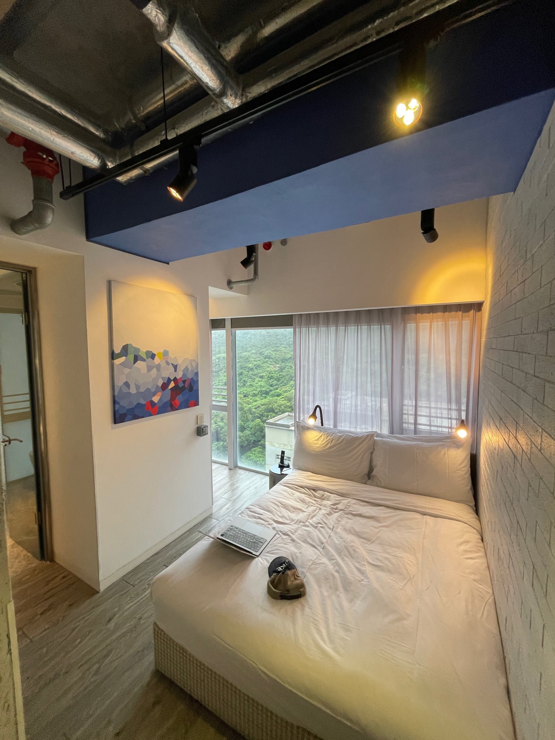 ۰»ϰ Ovolo Southside ؤס