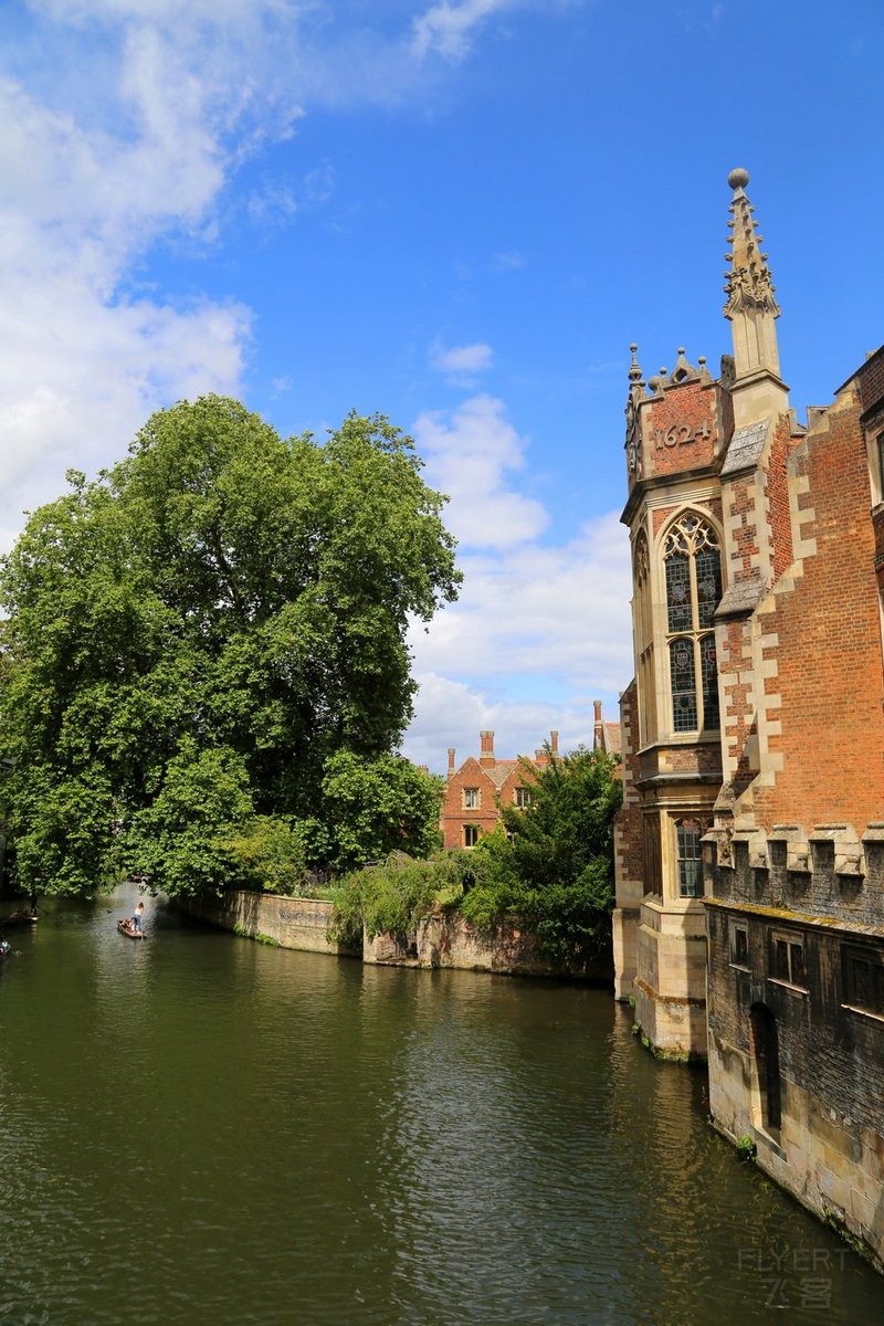 Cambridge--St Johns College (8).JPG