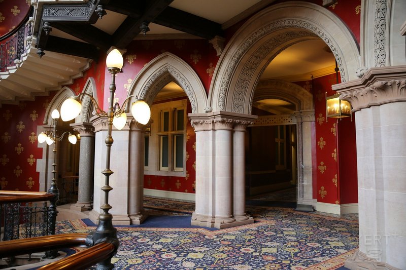 London--St Pancras Renaissance Hotel Residence Hall (9).JPG