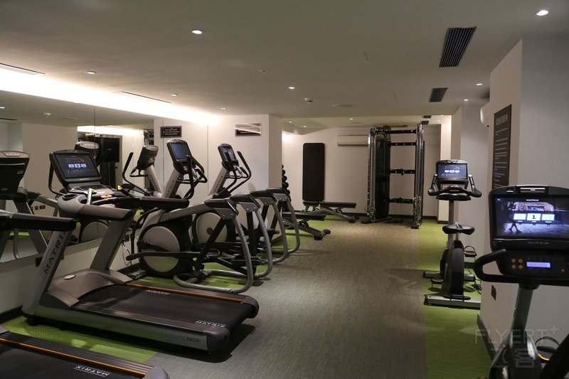 London--The Dixon Tower Bridge Autograph Collection Gym (1).JPG