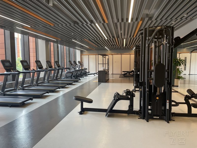 Tianjin--Tianjin Marriott National Convention and Exhibition Center Fitness Center (5).JPG