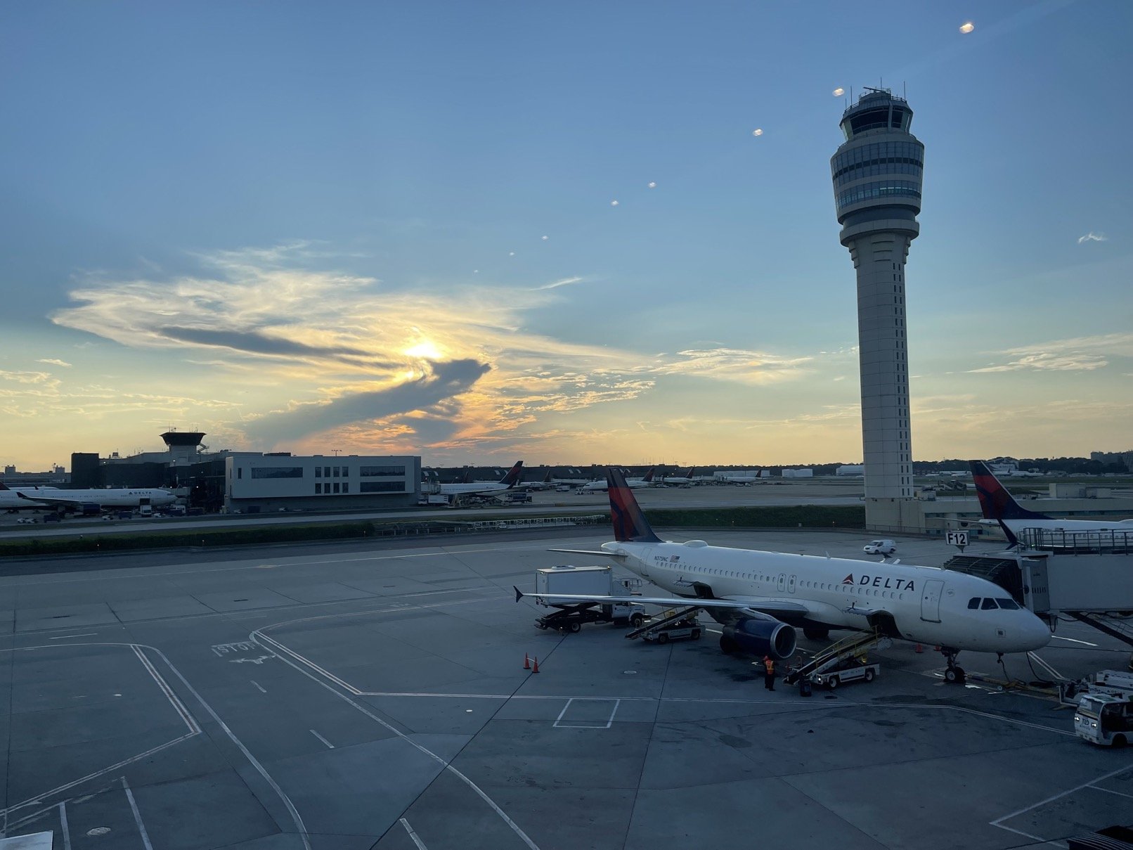 A350 Delta One Suites --ʥǸ HND-ATL-SCL