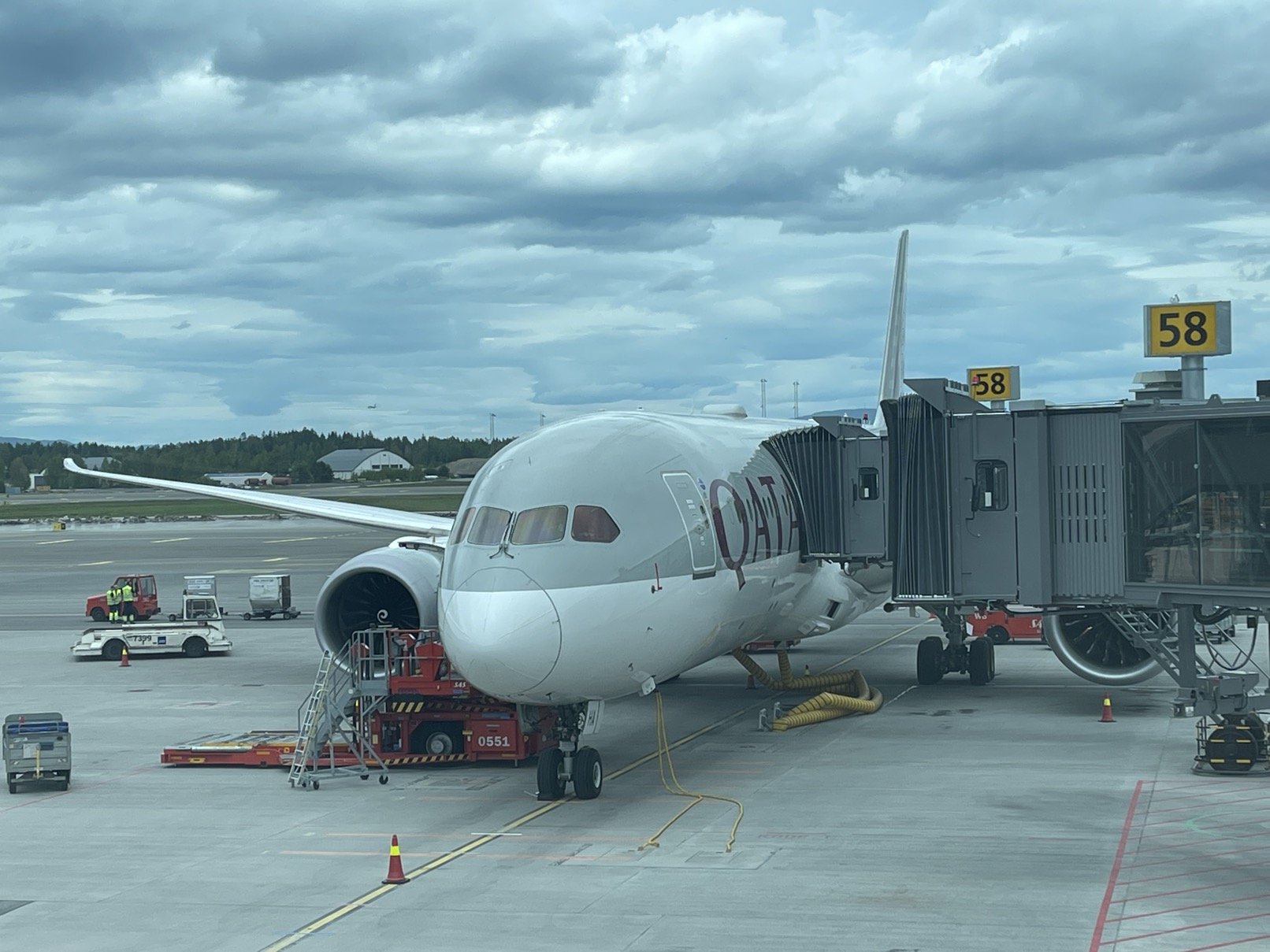  Qatar ˹½- OSL-DOH QR176 787-9