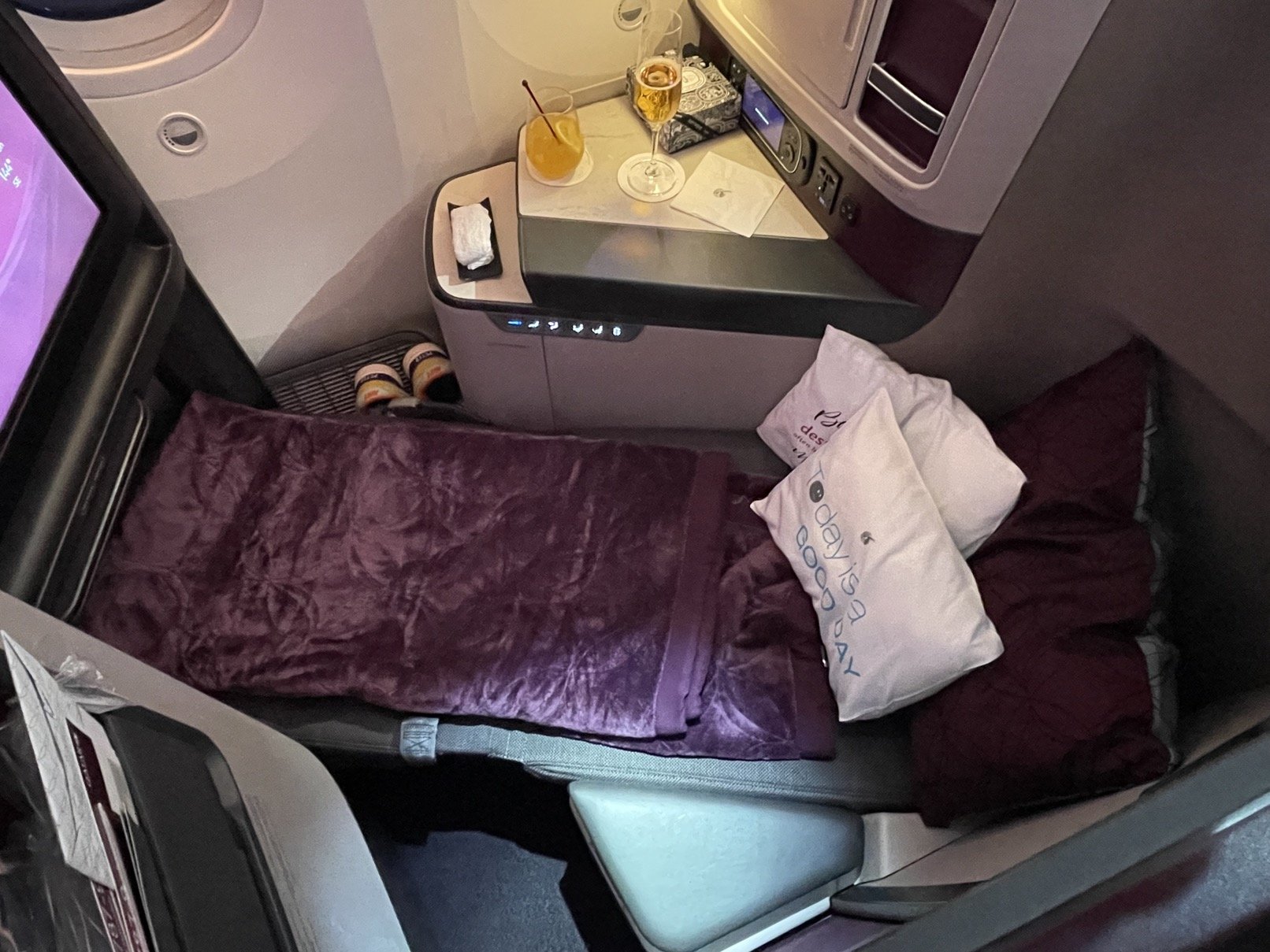  Qatar ˹½- OSL-DOH QR176 787-9